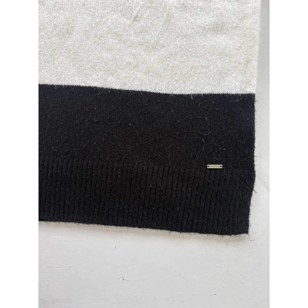 DKNY Women's Black White Colorblocked Crew Neck Pullover Sweater Size Small - Picture 4 of 5